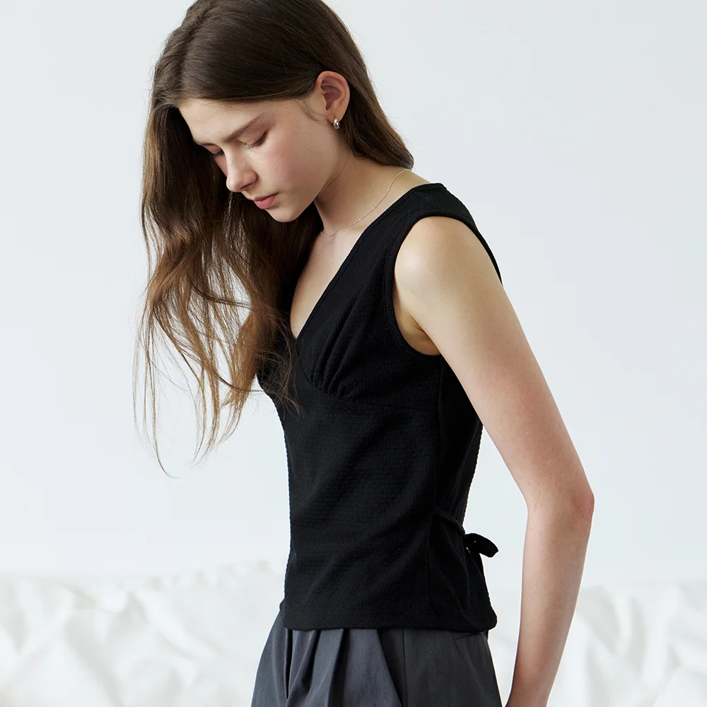 V-neck sleeveless T-shirt (black) orc 6040