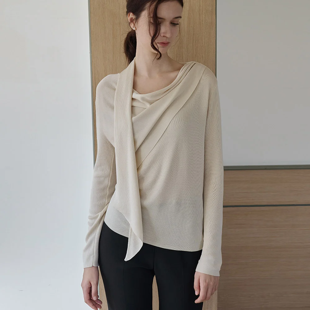 Lautre Claire Beige Tied knit pullover
