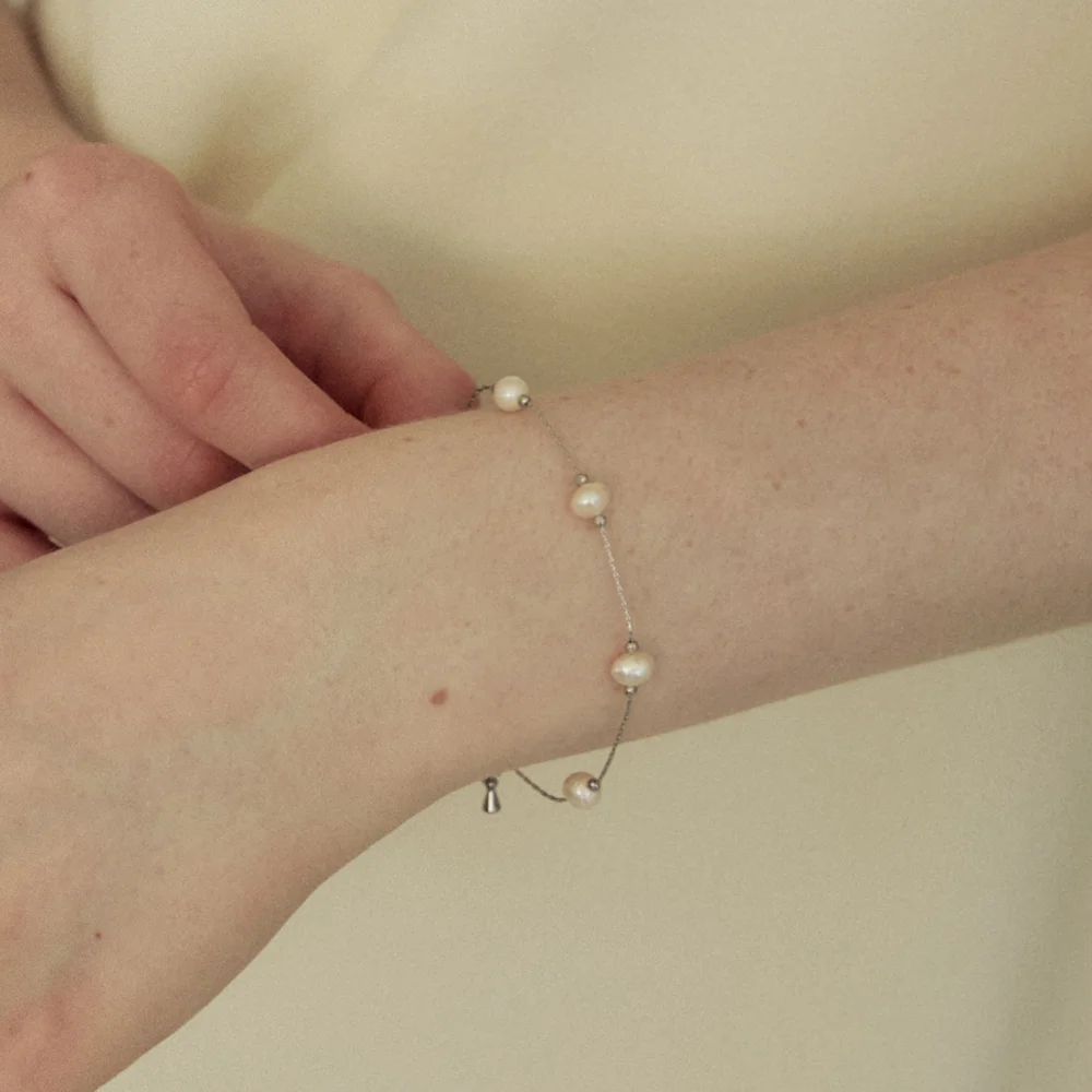 Pearl thin bracelet - silver