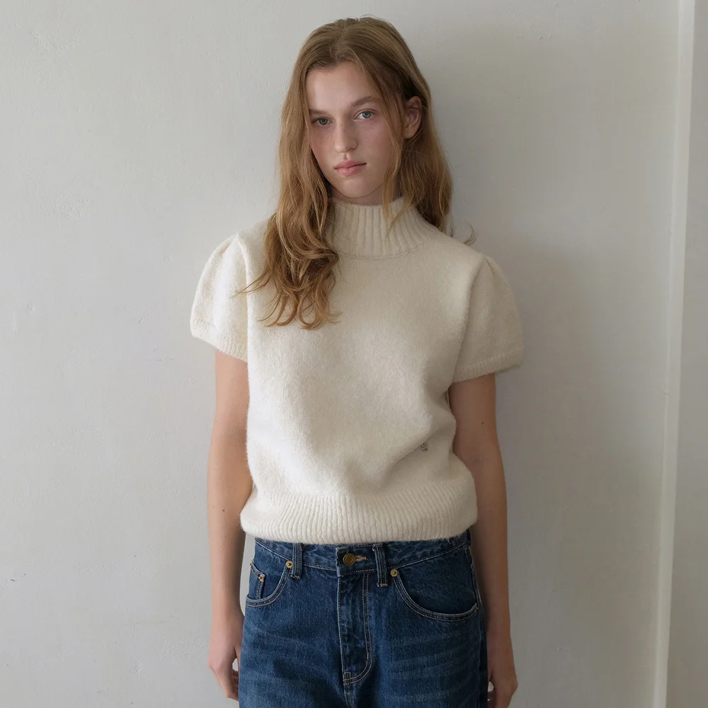 Turtleneck Emma Half Puff Knit - Cream