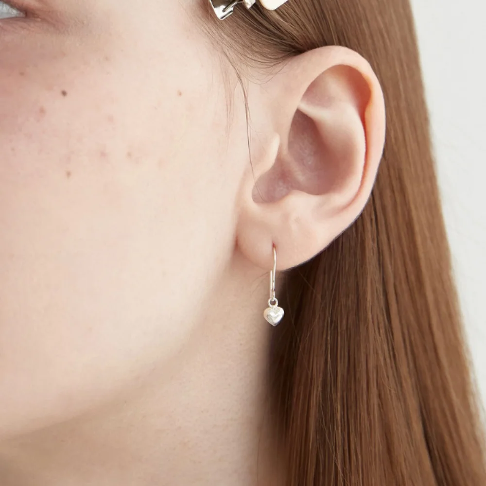 Love mini drop earrings