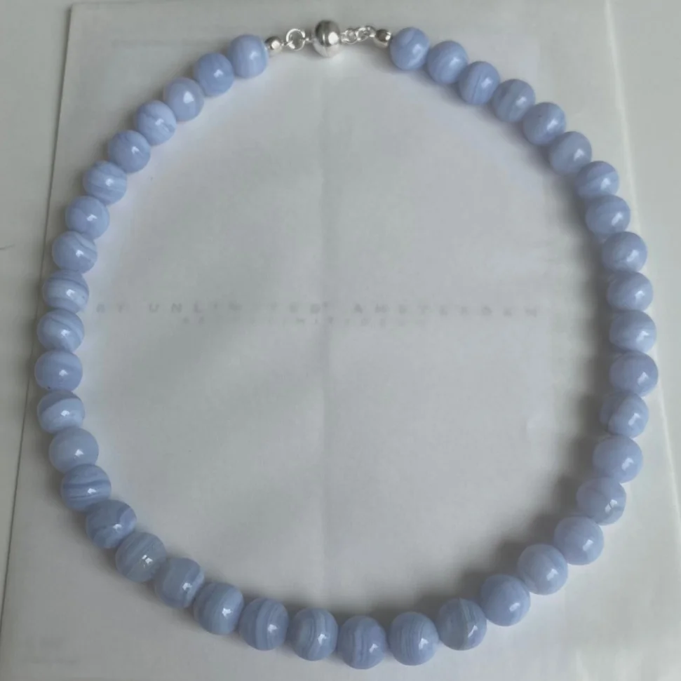 Chalcedony necklace (10mm) 玉髓 Necklace
