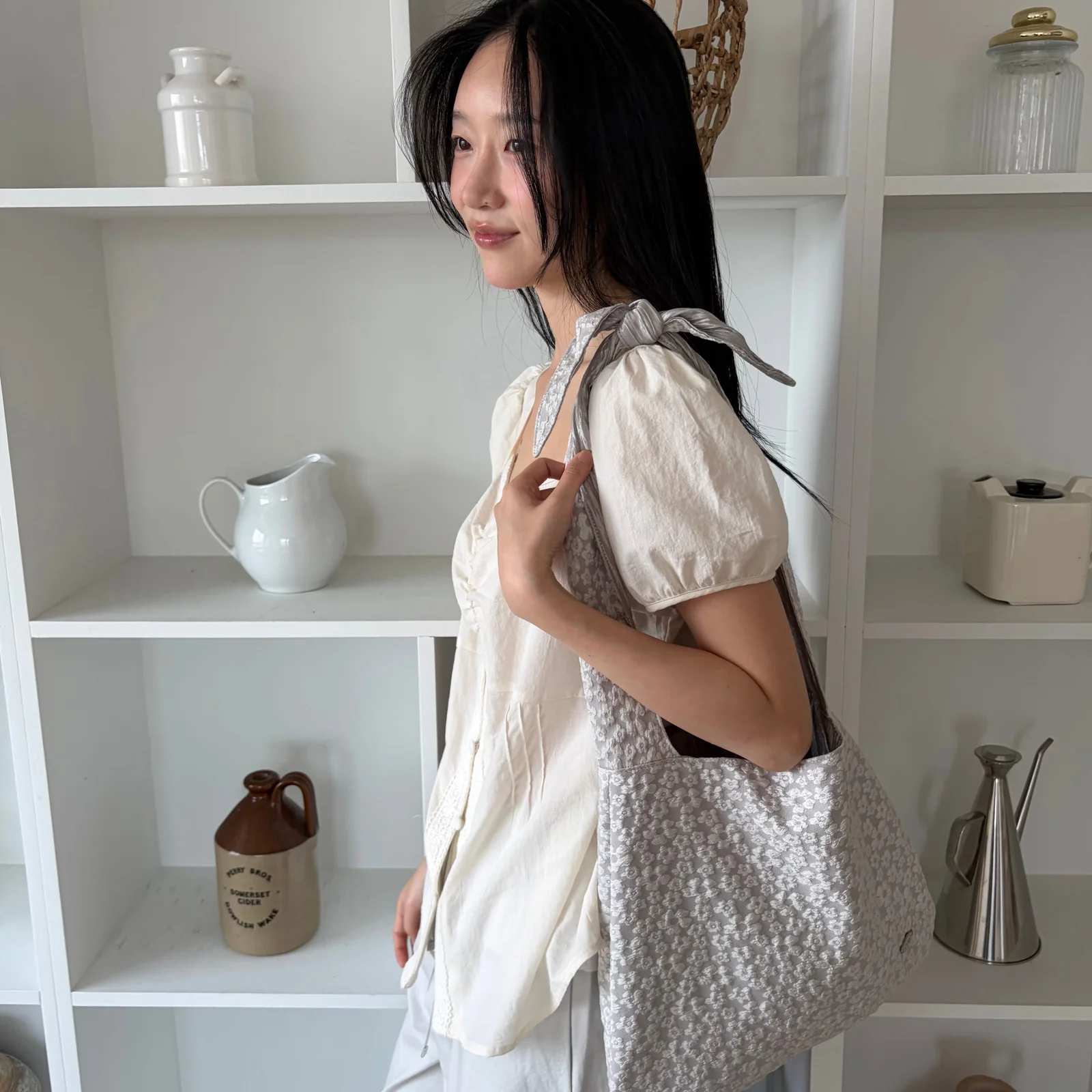 JAQUARD FLOWER TOTE BAG