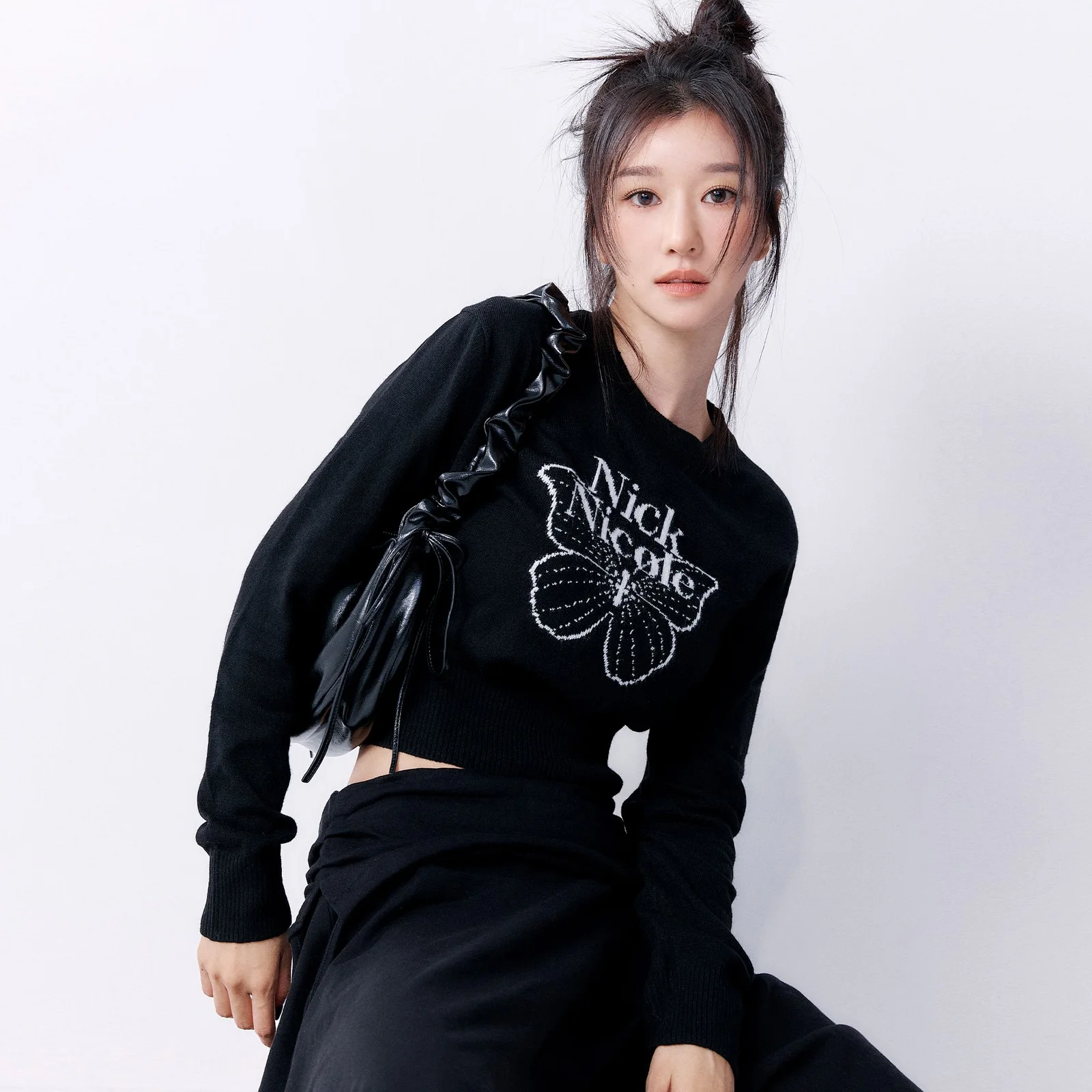 CASHMERE BUTTERFLY SIGNATURE CROP KNIT_BLACK