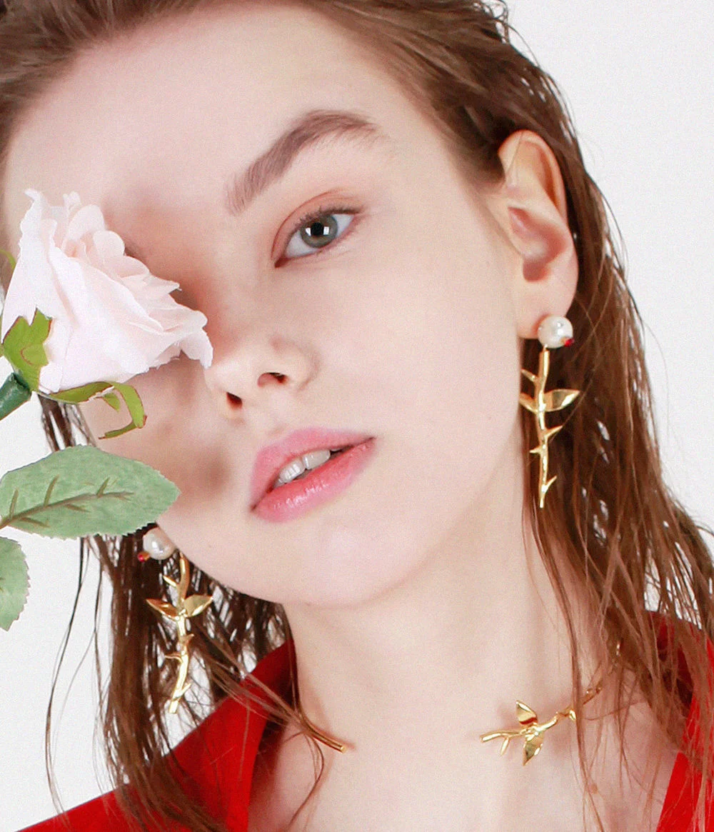 Pearl Rose Earring