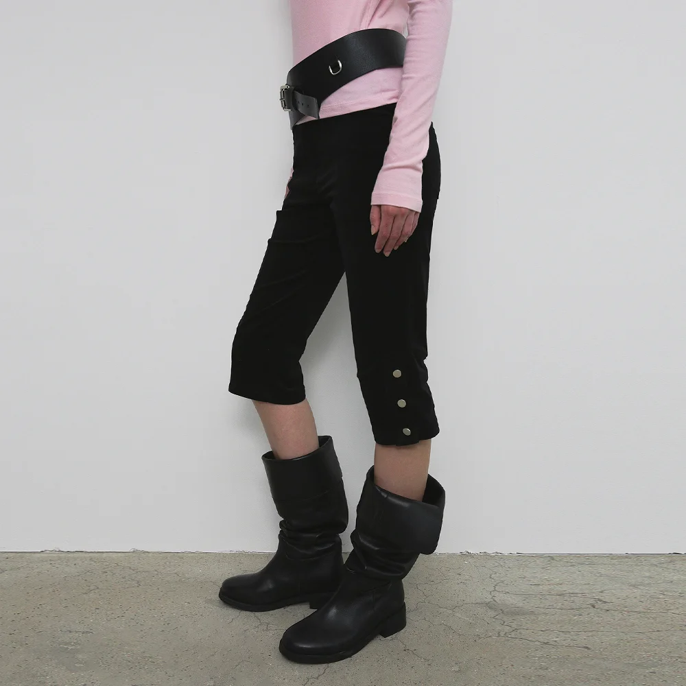 RIVET COTTON CAPRI PANTS_BLACK