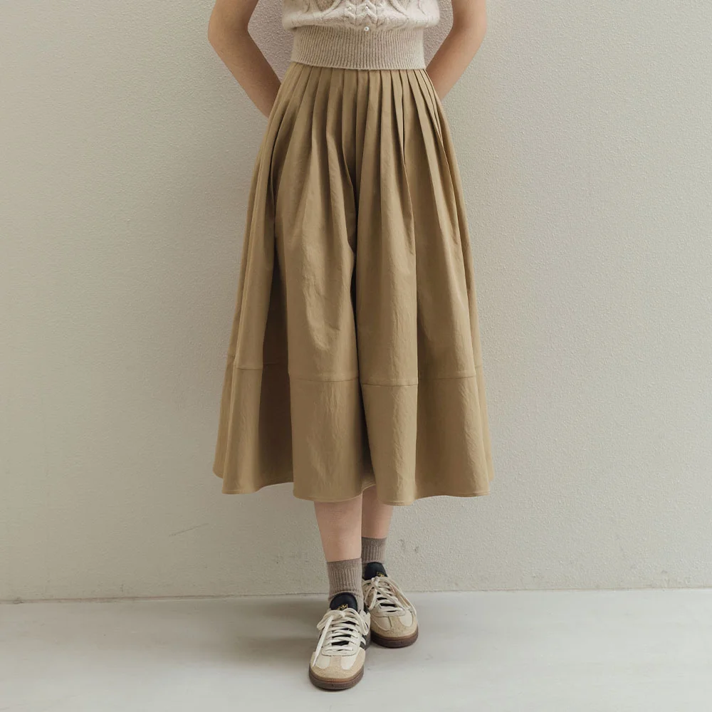 Erte Pleated beige skirt