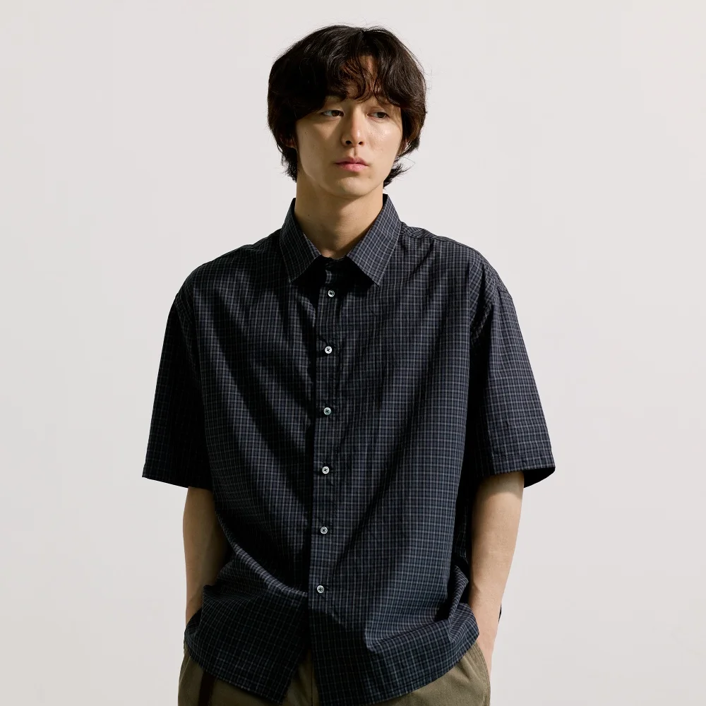 SEMI CROP CHECK HALF SHIRT