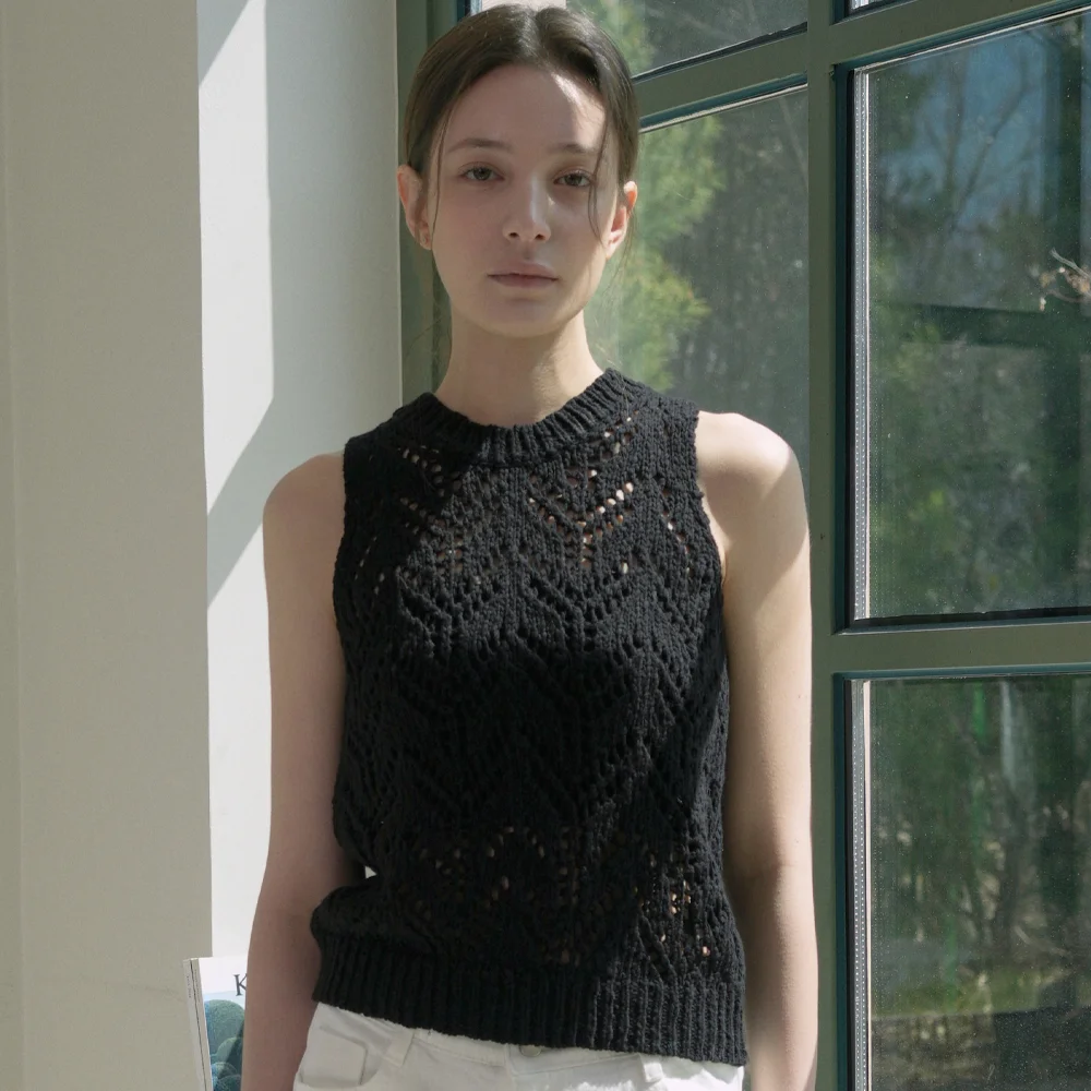 Leaf Cotton Knit Sleeveless (black)