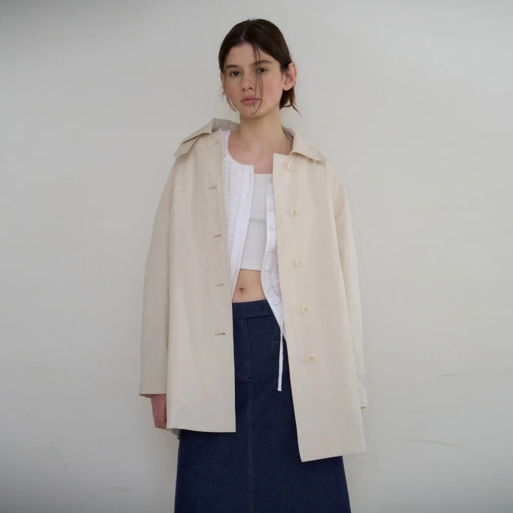CLASSIC MAC HALF TRENCH COAT CREAM