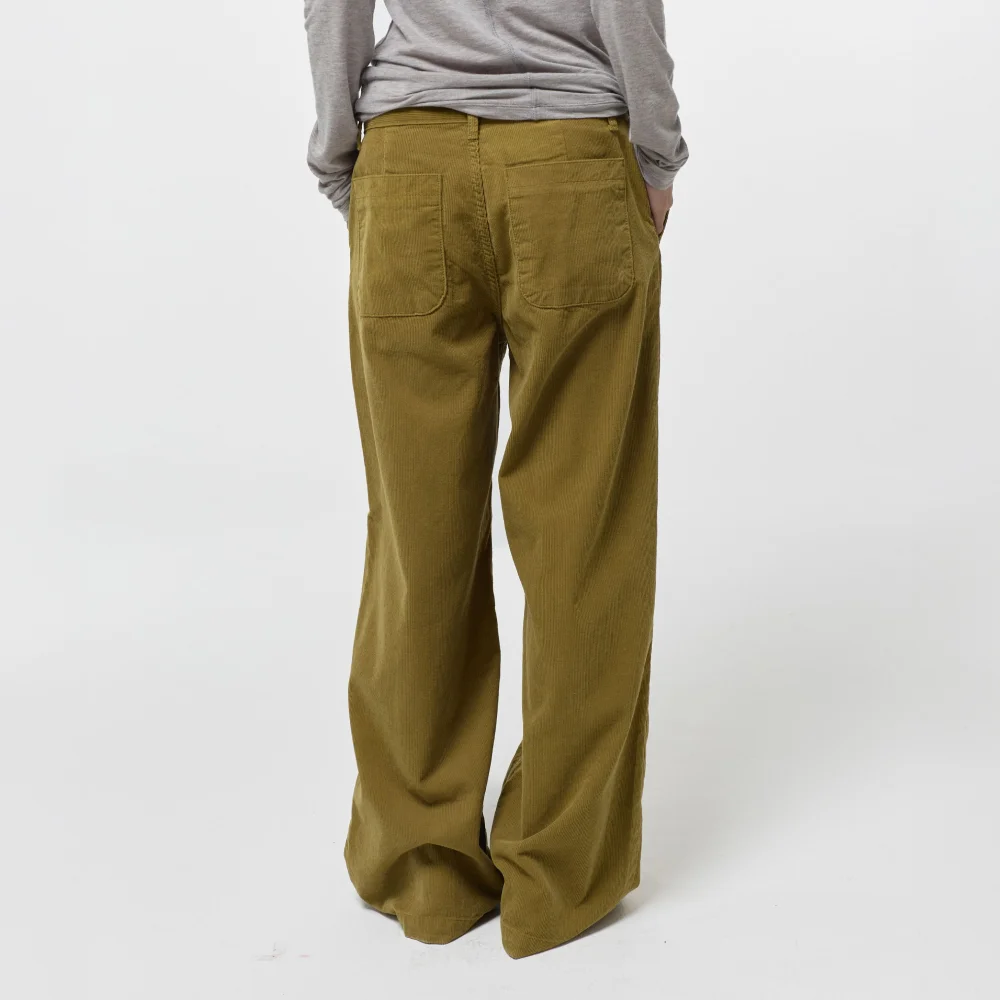 RELAXED FIT CORDUROY PANTS / LIGHT GREEN