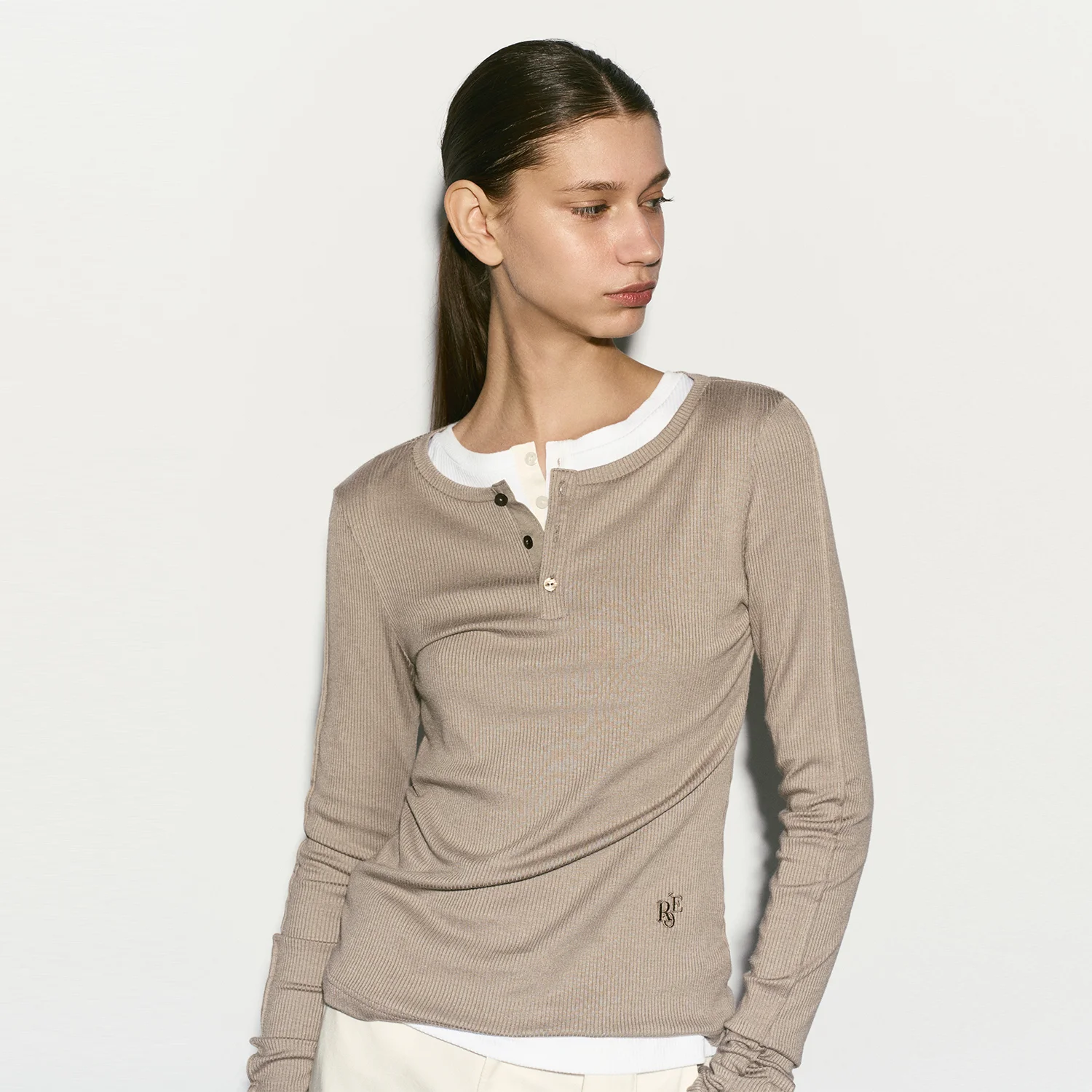 LONG SLEEVE BUTTON TOP MOCHA