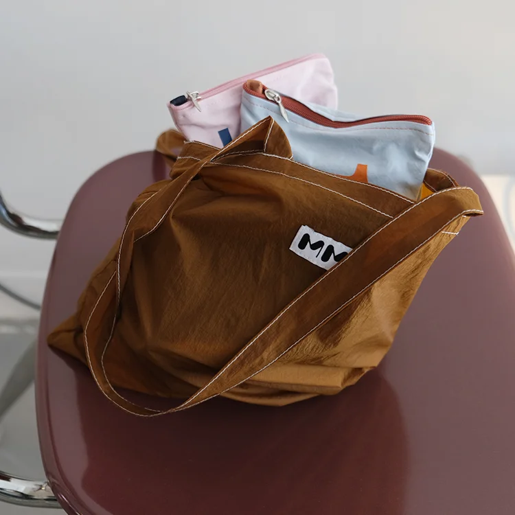 Clear Light Bag Nuts Brown