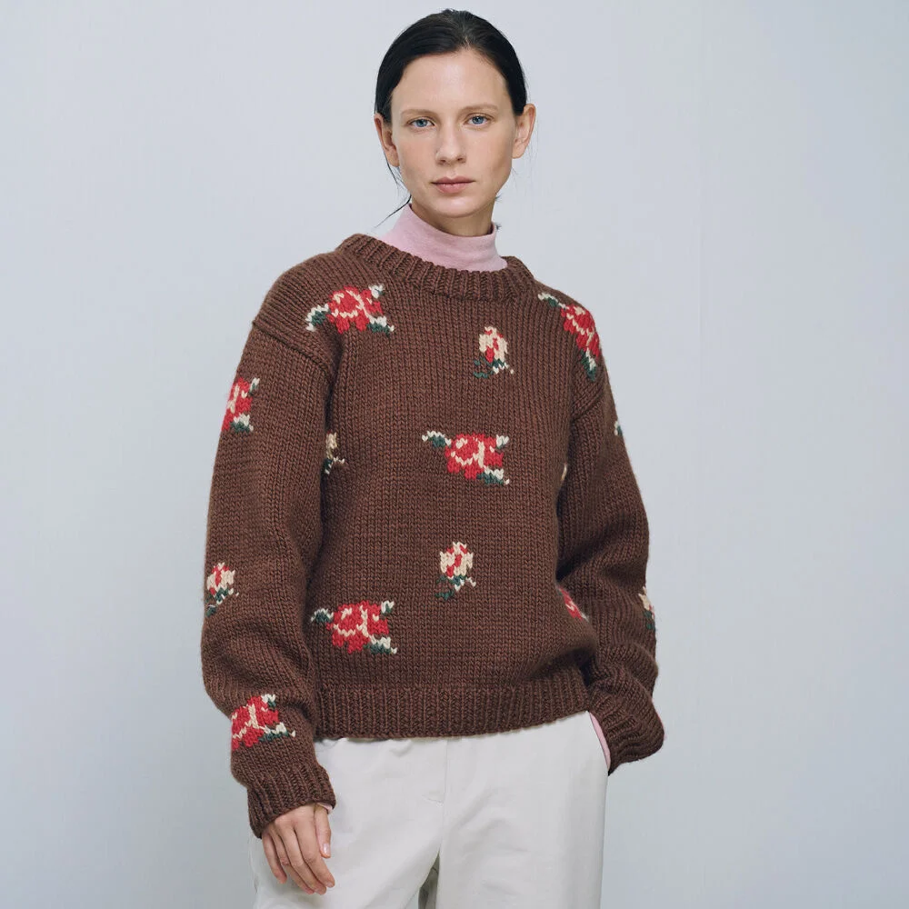 Rose Wool Hand Knit (Brown)