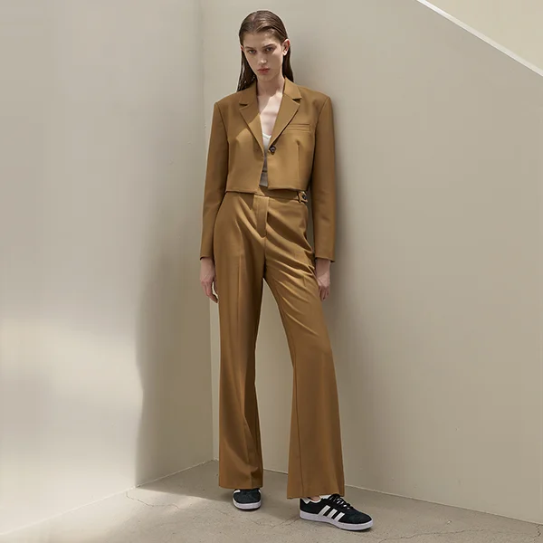 ROE SET-UP BUTTON POINT BOOTCUT PANTS (PT-5438)