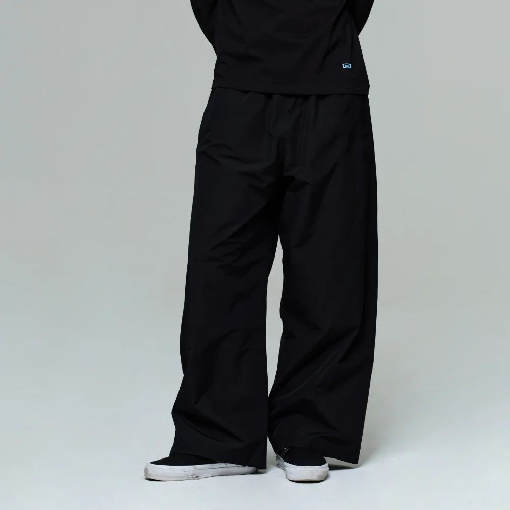 MEN WIDE TRACK PANTS - BLACK