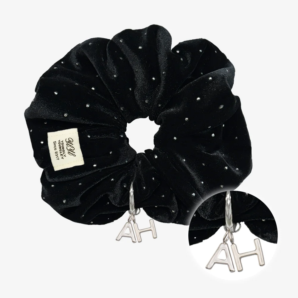 Anniversary initial scrunchie, BLACK DOT