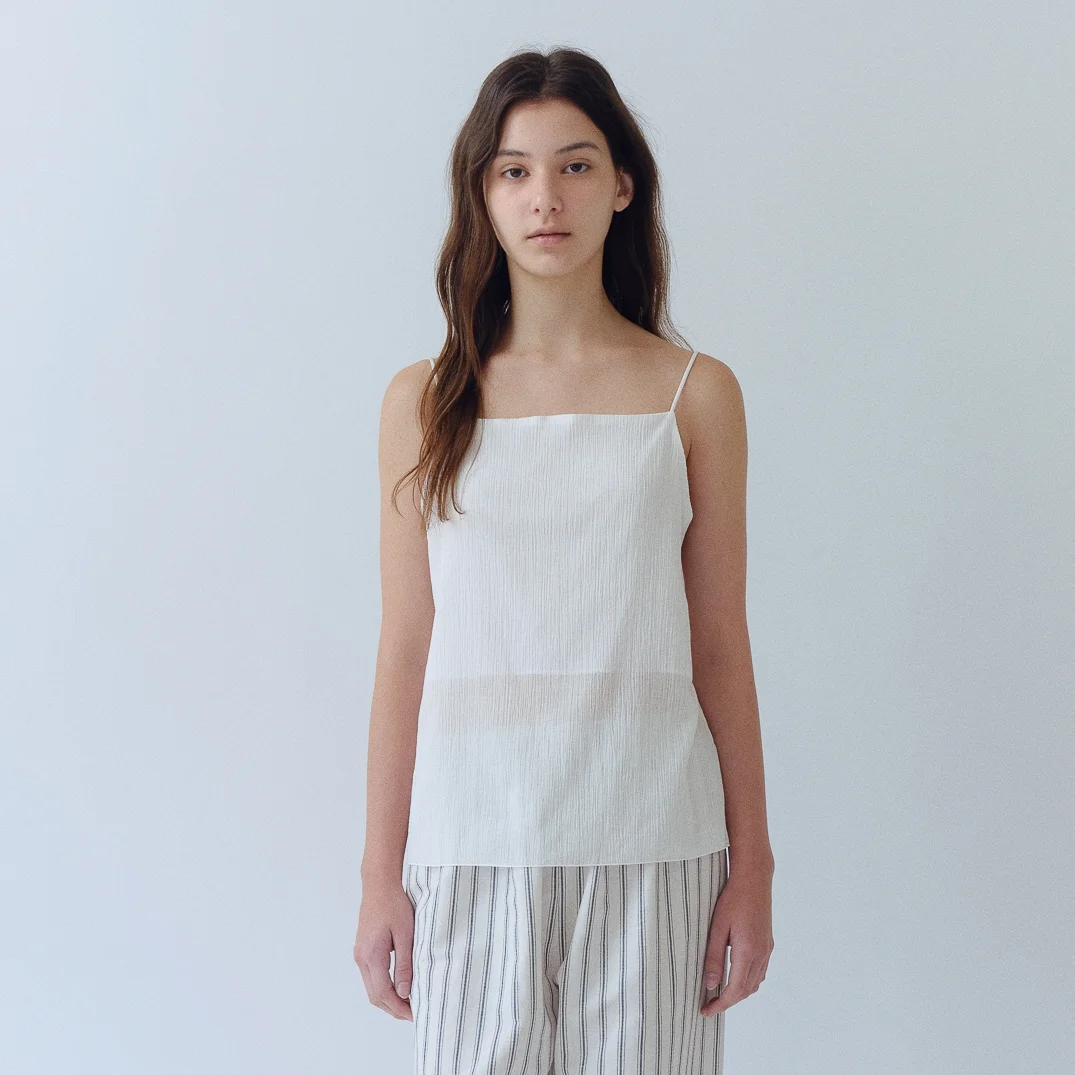 Pleated Sleeveless(White)