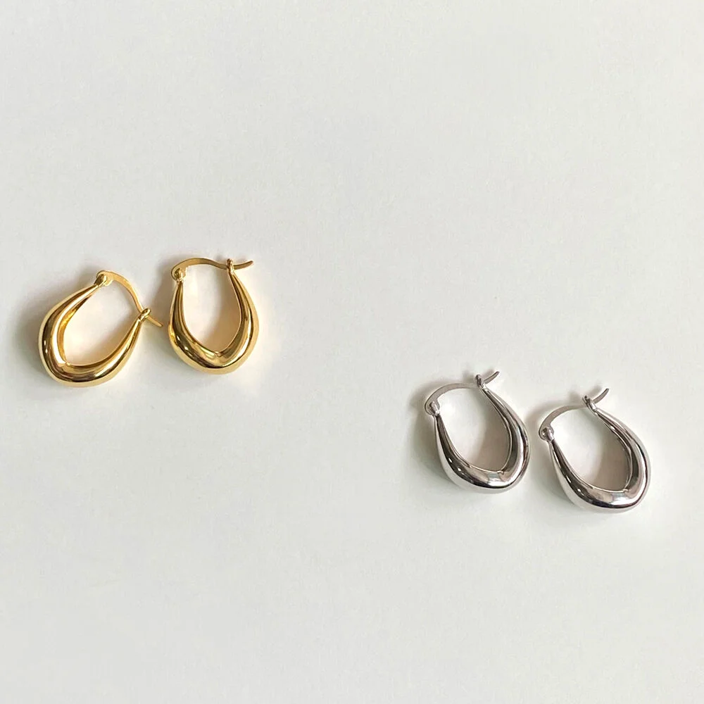 宋慧喬,薛仁雅,Lim Se-mi,Kim Jieun,Jang Hee-ryung 著用 Water Drop Bold Ring Earring