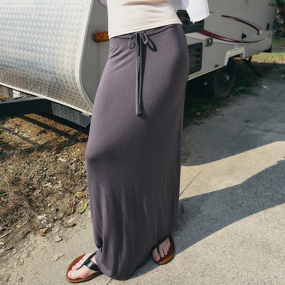 Slit drape maxi skirt_Charcoal