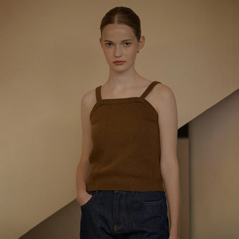 Raccoon House Slip Top_Brown