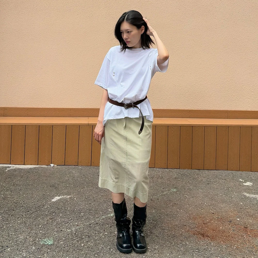 Curved Incision Washed Short Sleeve T-shirt_White