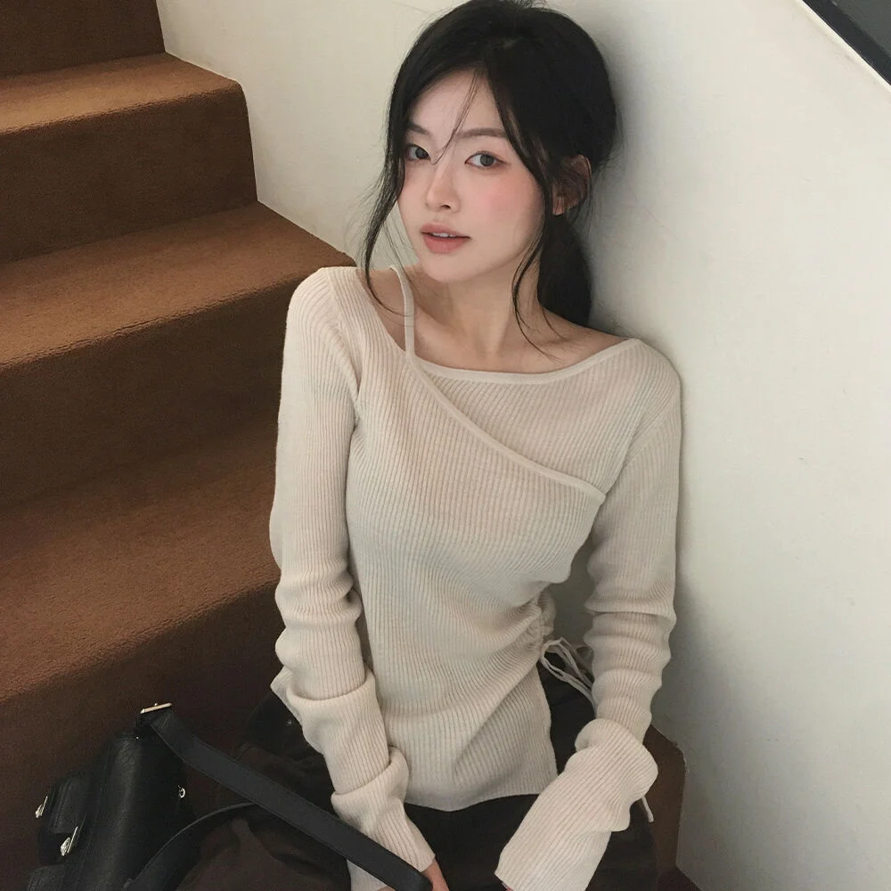 (T-7299)ASYMMETRY CUT-OUT SLIM KNIT