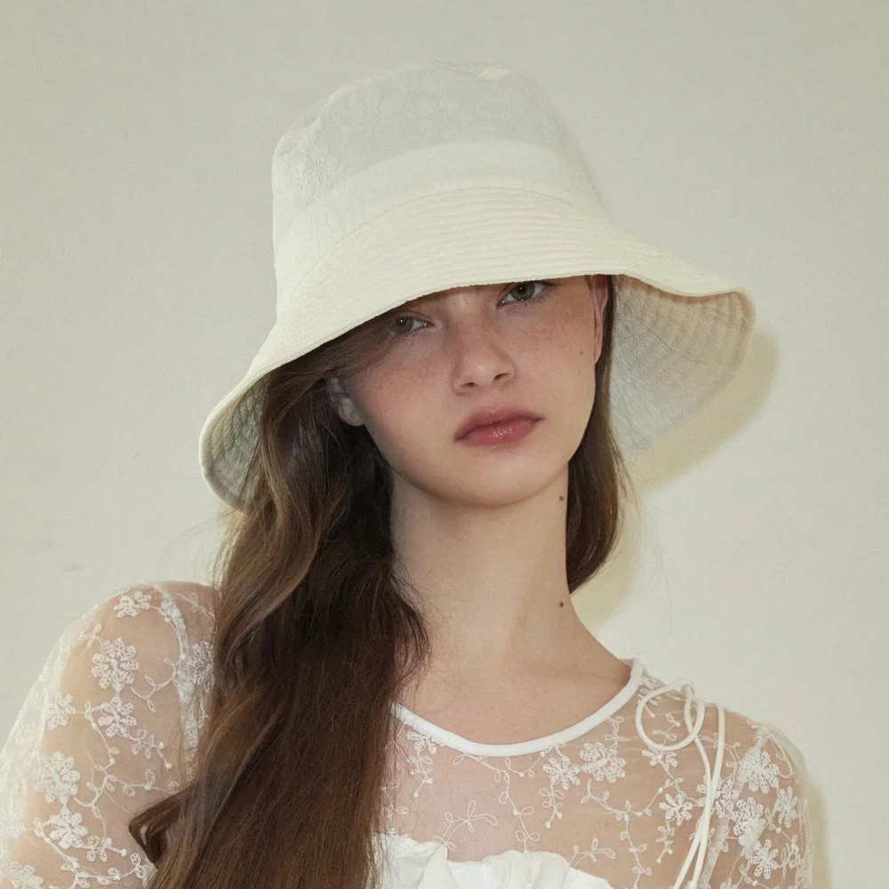 CONGE ivory