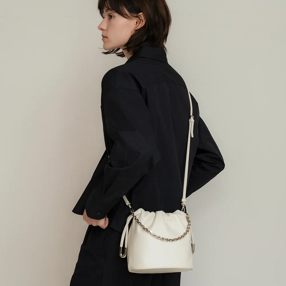 LUZIN CHAIN HANDLE sheepskin bucket bag 3 color