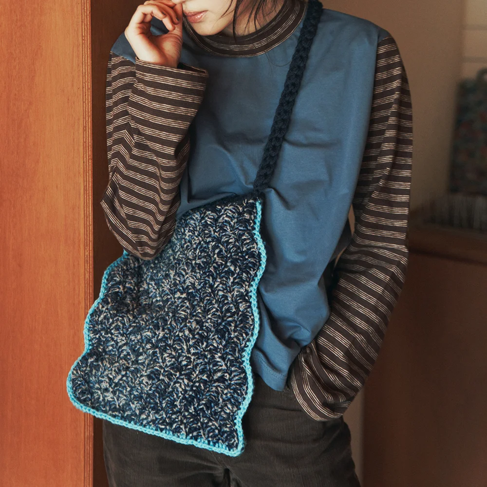 WAVE TILE BAG LARGE NAVY