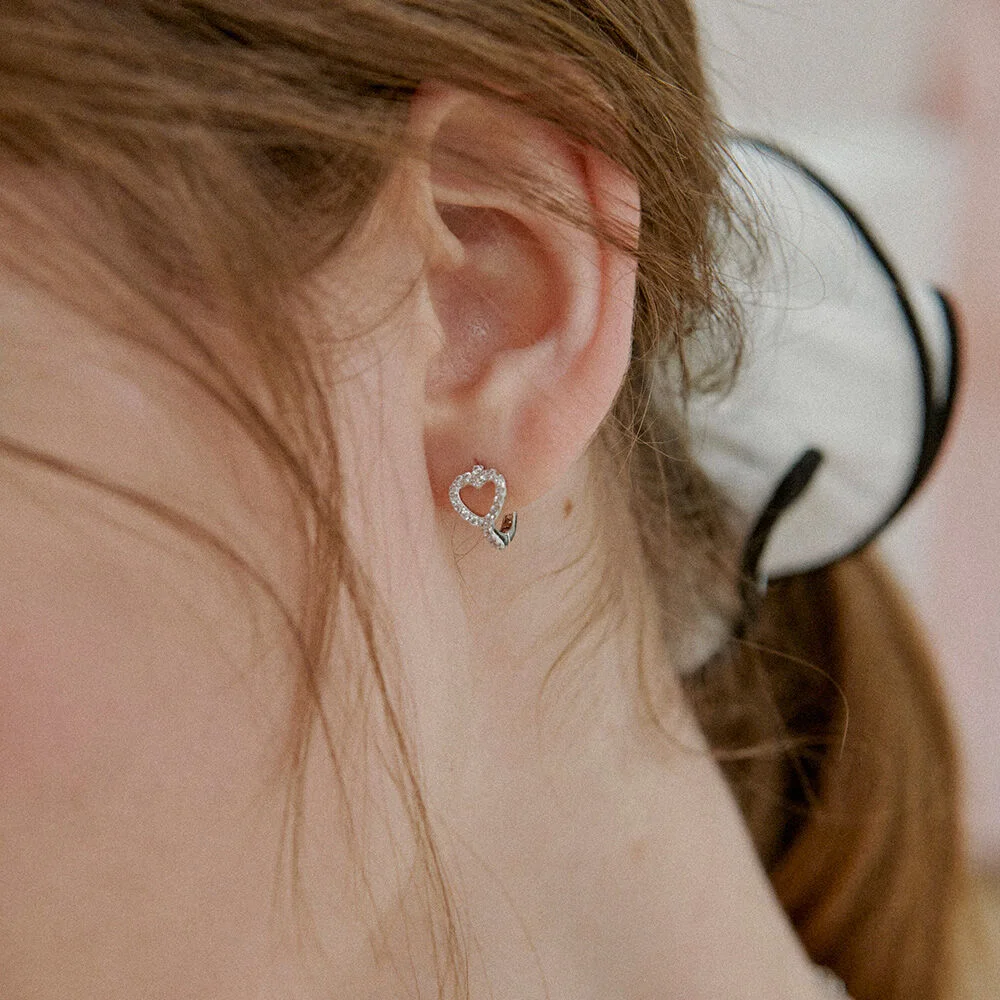 Rosy Heart Earrings. EB1795