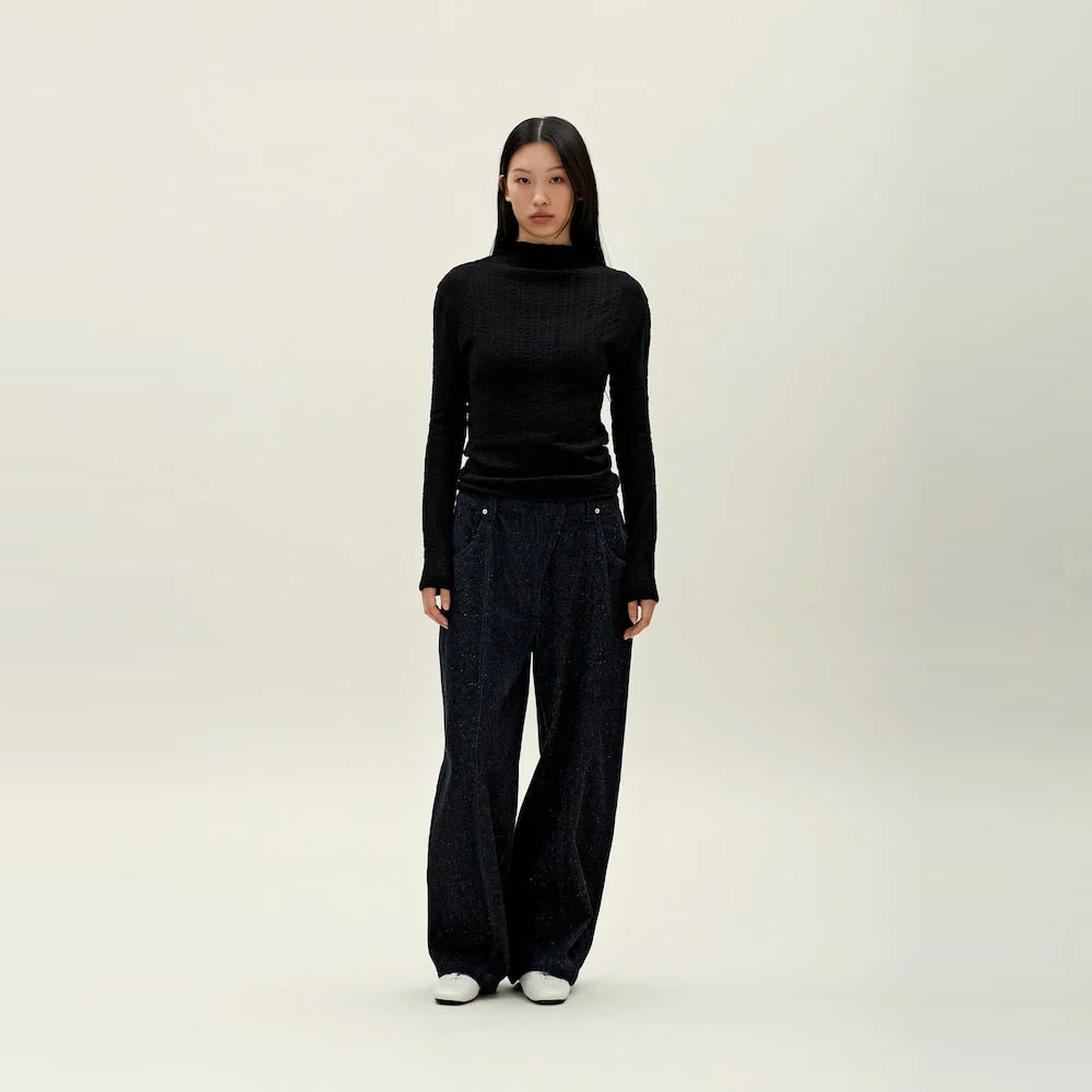 Smocked Pullover Black (AG5851A015)