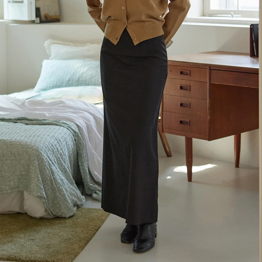WOOL LINE SKIRT_BLACK