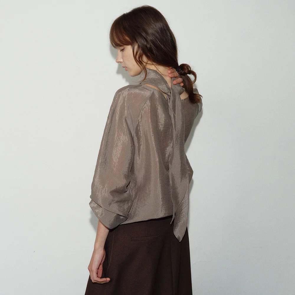 FILAMENT RAYON TIE SCARF BLOUSE_SAND BROWN