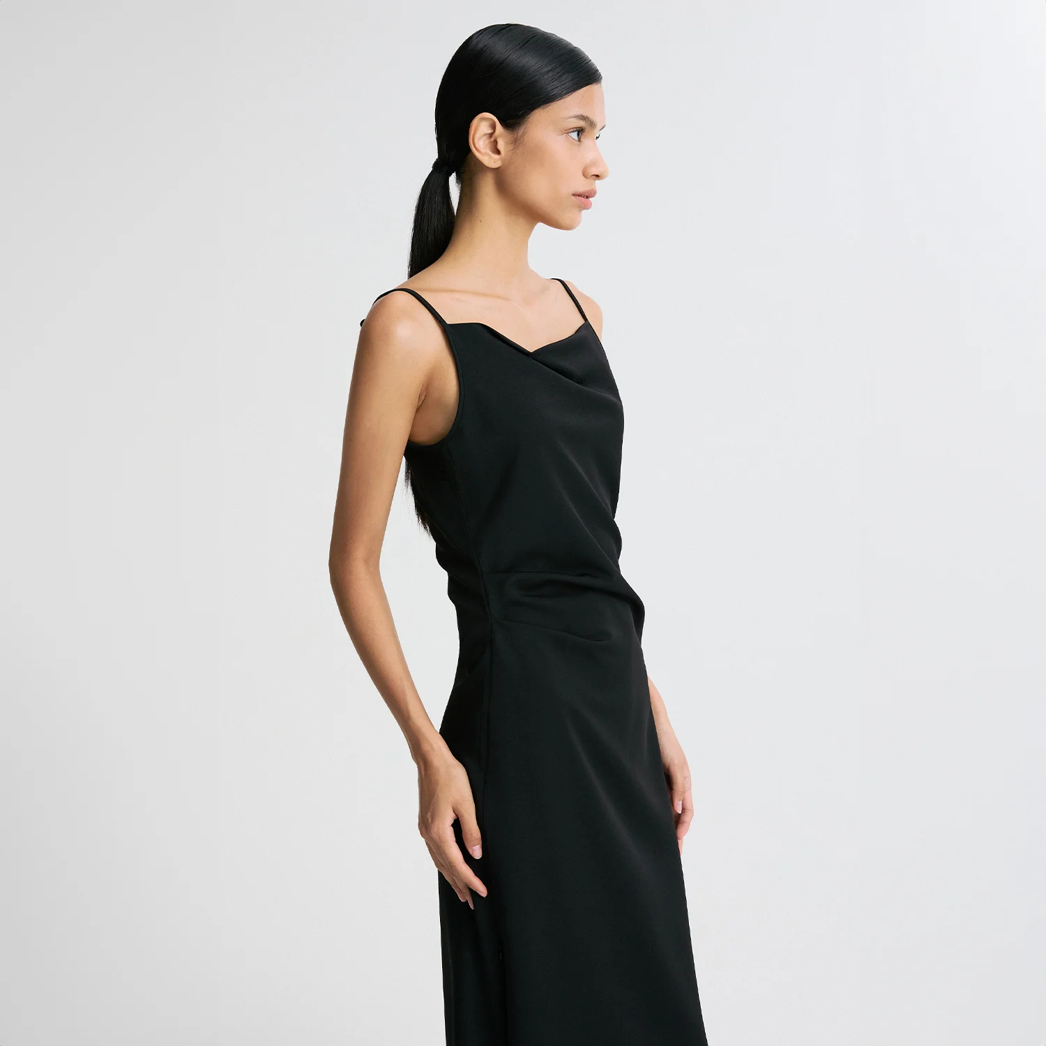 ZIP-HEM DRAPED MIDI DRESS BLACK
