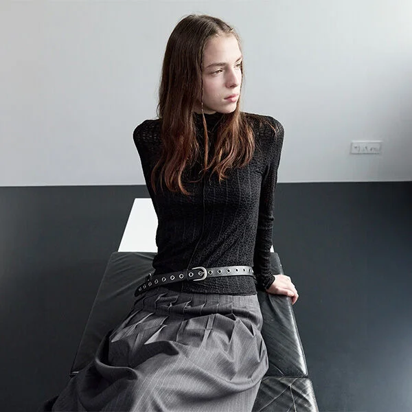 SHIRRING SEE-THROUGH HIGH NECK T-SHIRT BLACK