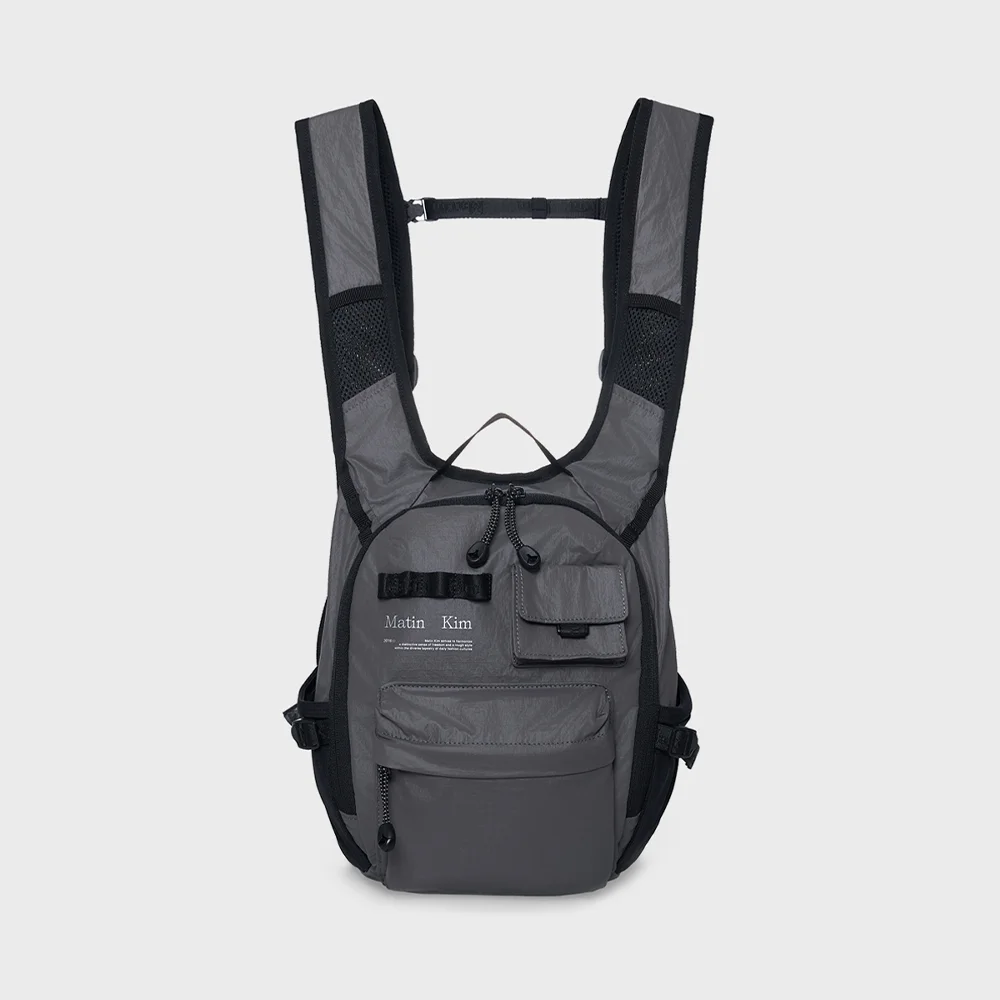 MULTI-POCKET LITE MINI BACKPACK IN GREY