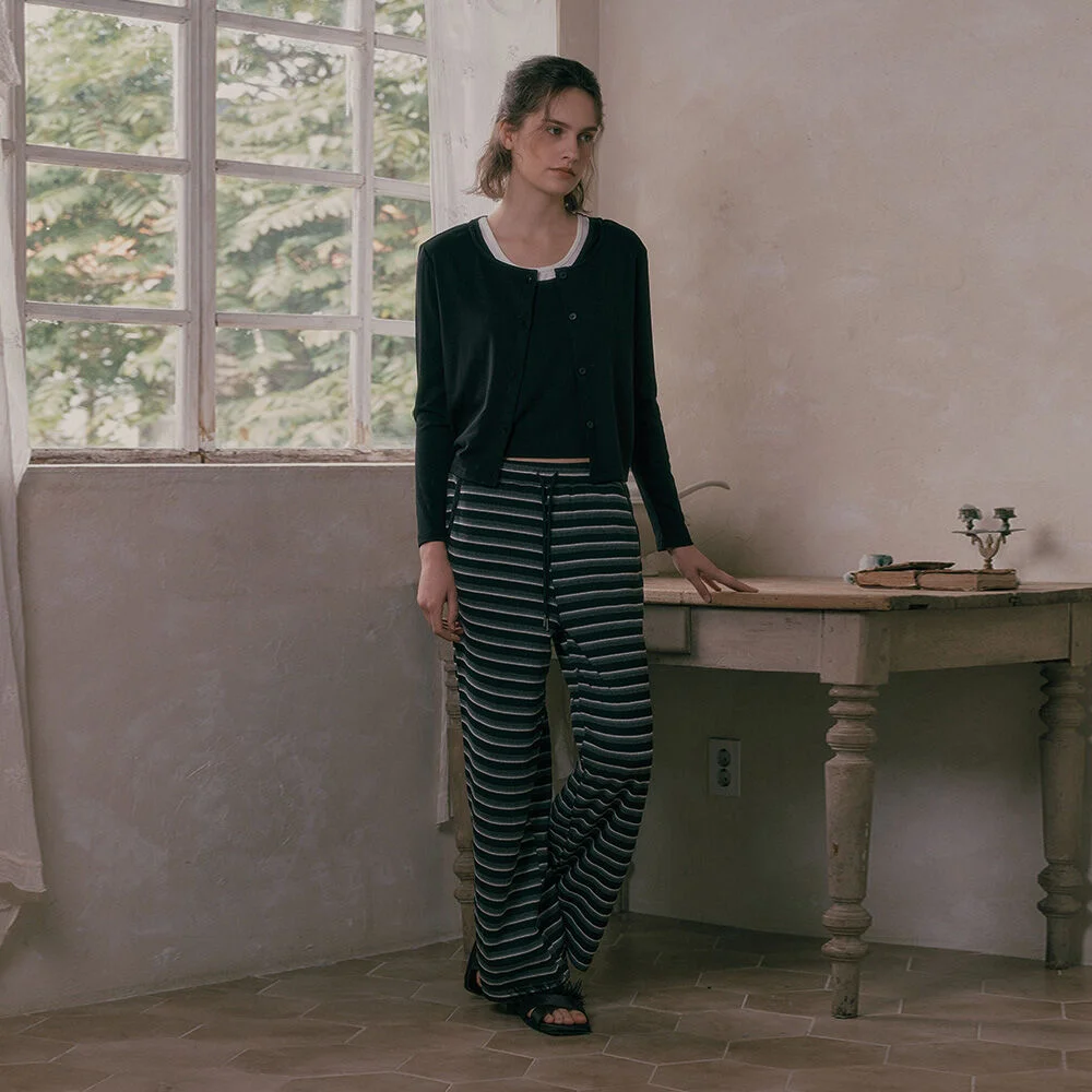 MJ_White line three piece pajamas_2color