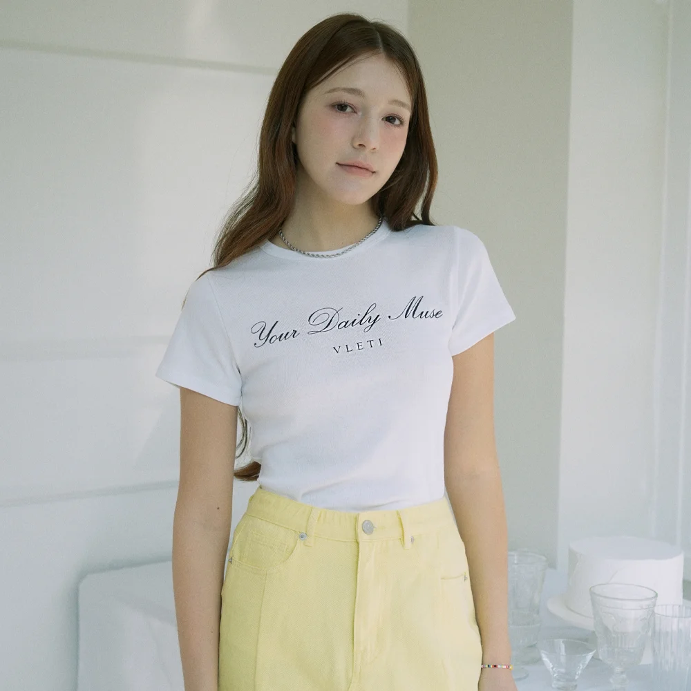 Slim Fit Graphic Lettering Short Sleeve Tee (white)