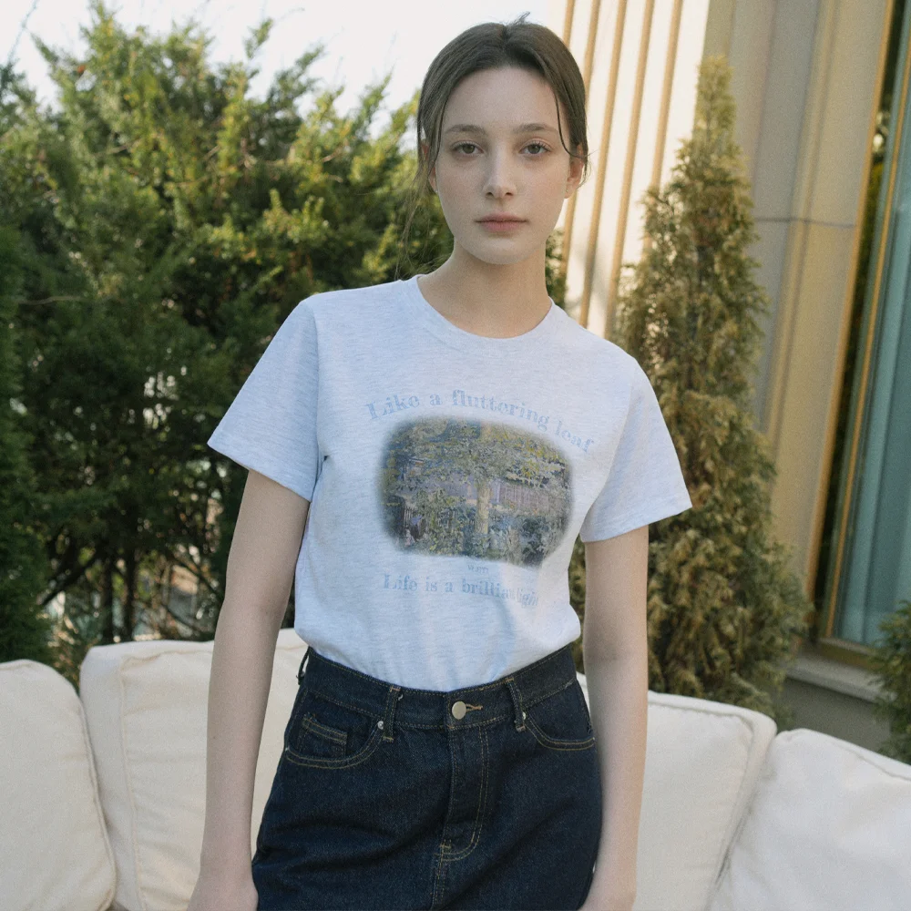 Fluttering Leaf Artwork T-shirt (white melange)