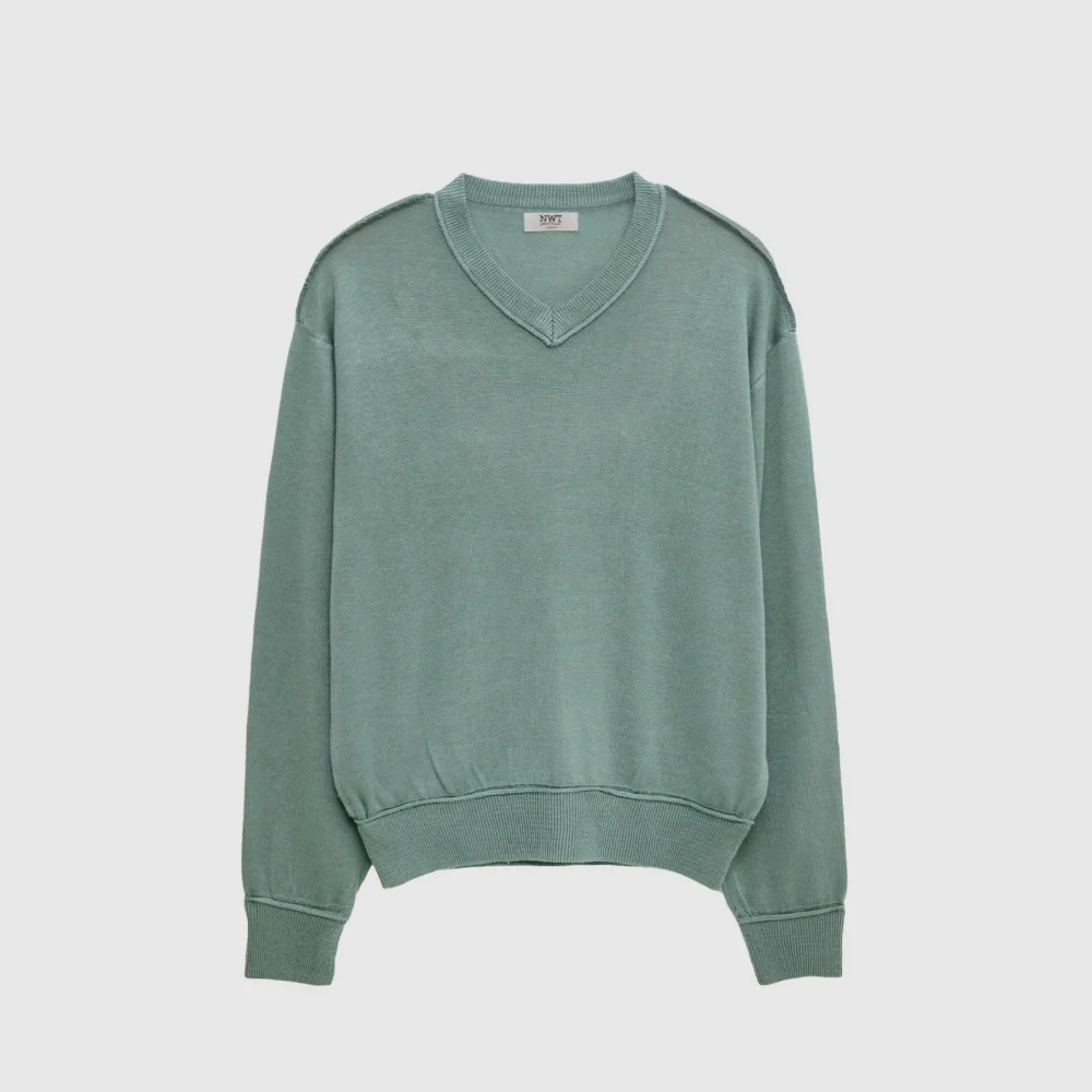 Cut-Off V-Neck Sweater (Mint)