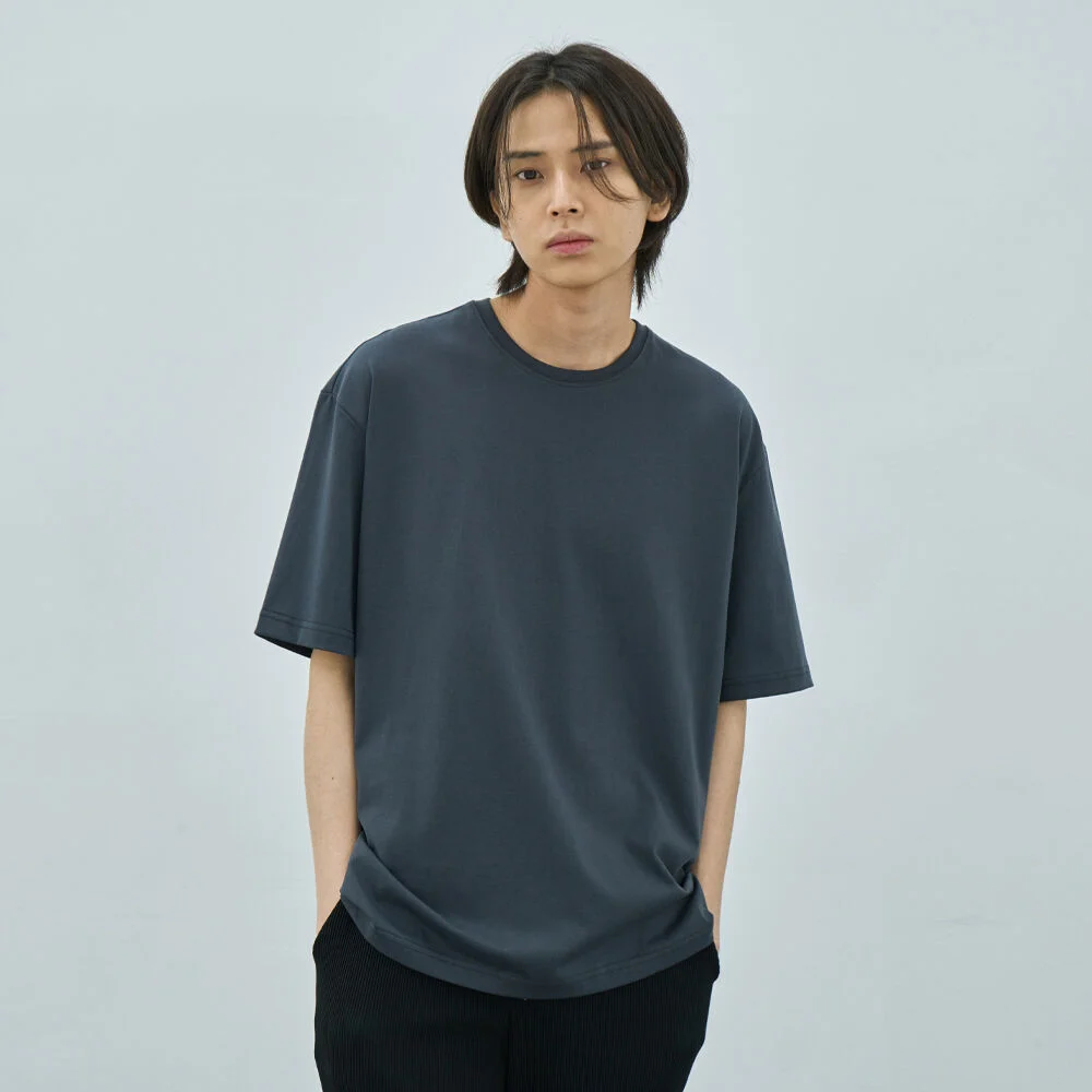 Relaxed cotton round half sleeve t-shirts