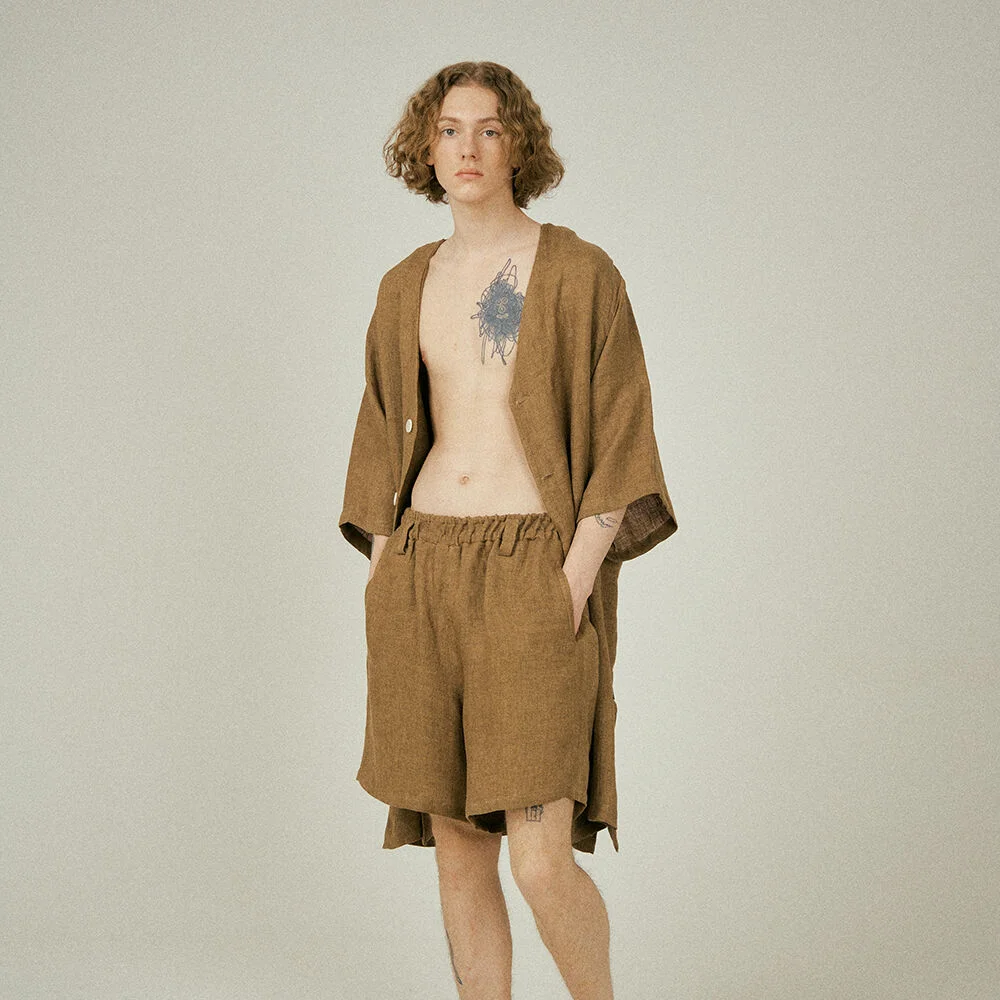 (m) Readymade Shorts in Linen Dobby Brown