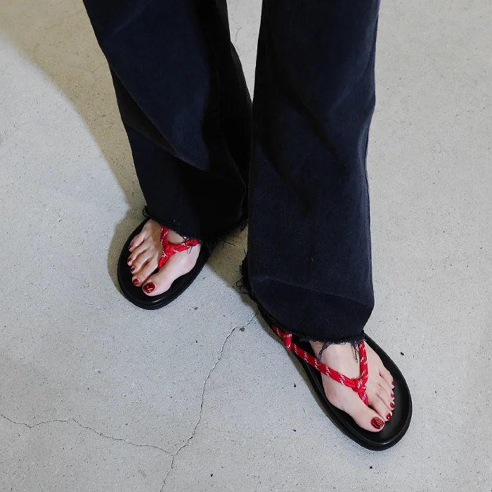 EZROPE SANDALS / RED