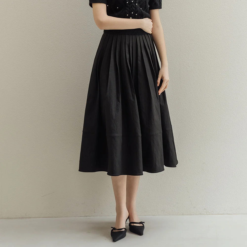 Erte Pleated black skirt