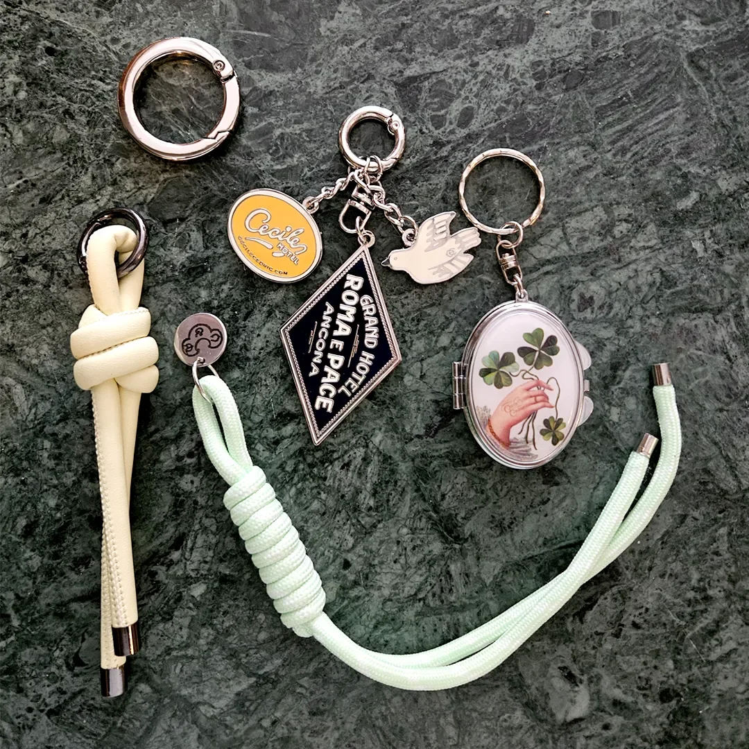 LUCKY MIRROR LOCKET KEYRING_三葉草 Rocket 鑰匙扣