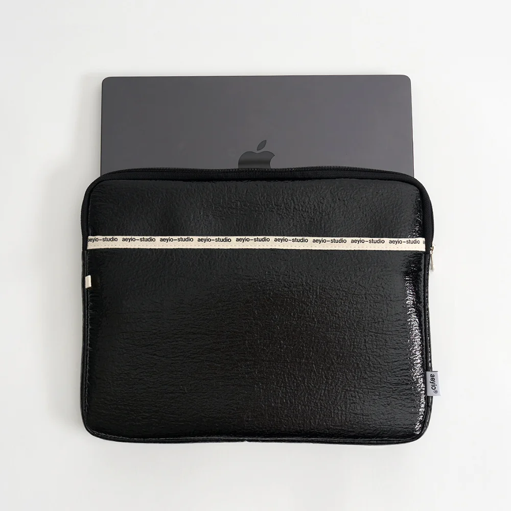 GLOSSY LAPTOP POUCH_光澤 筆記型電腦 化妝袋 (2 Size / 4 Colors)_ANP1000/2000