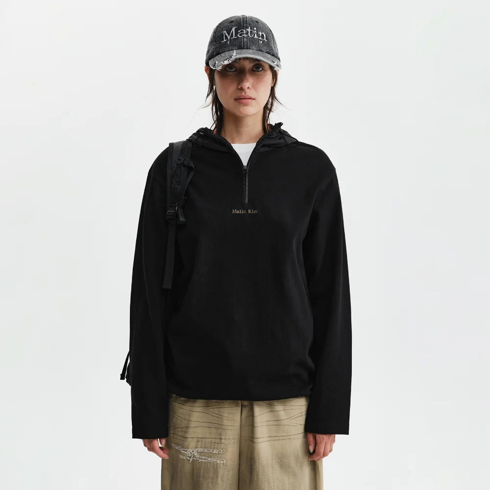 COLOR BLOCK HOODY QUARTER ZIP UP IN BLACK