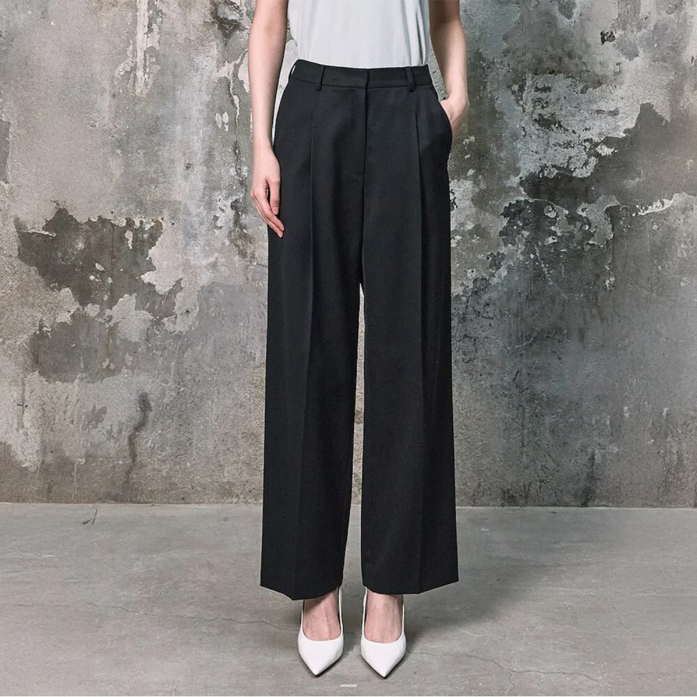 Signature Semi Wide Pants Black (KE6221M015)