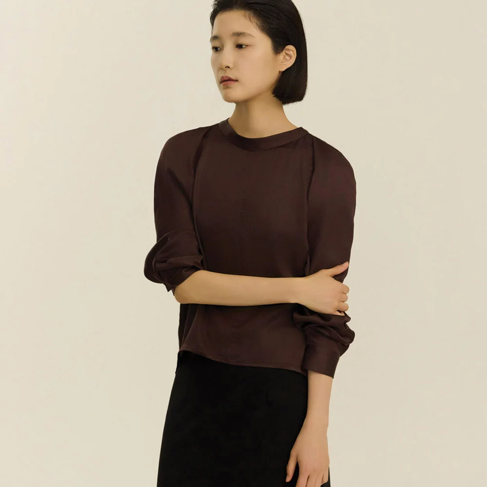 glossy curve blouse_brown